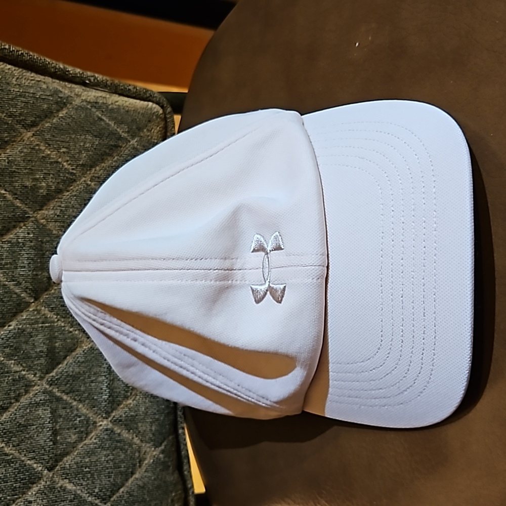 Under Armour Free Fit Baseball Cap Hat Pink
